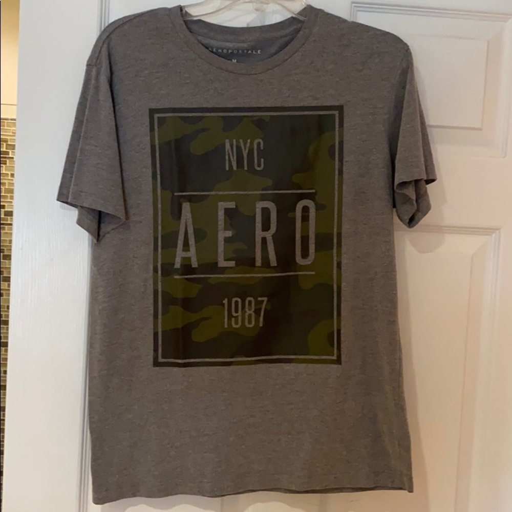 Aero graphic tee